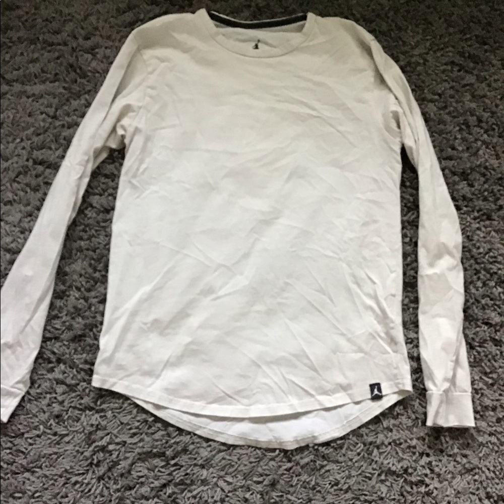 Men’s Small White Air Jordan Long Sleeved Shirt